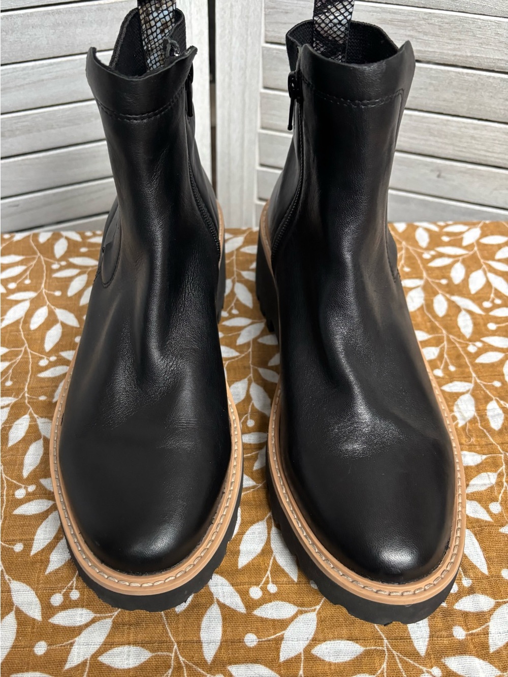 VANELI Nappa Leather Boots Mariel Ankle Booties Black Size 8.5